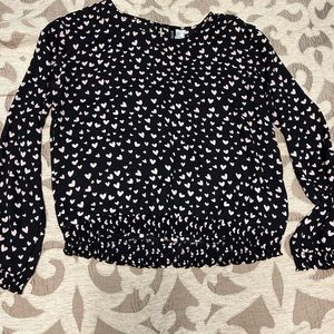 Divided long sleeved black with lt pink hearts